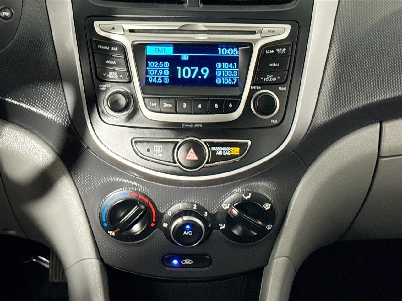 Hyundai Accent 4dr Sdn Auto GLS 2015