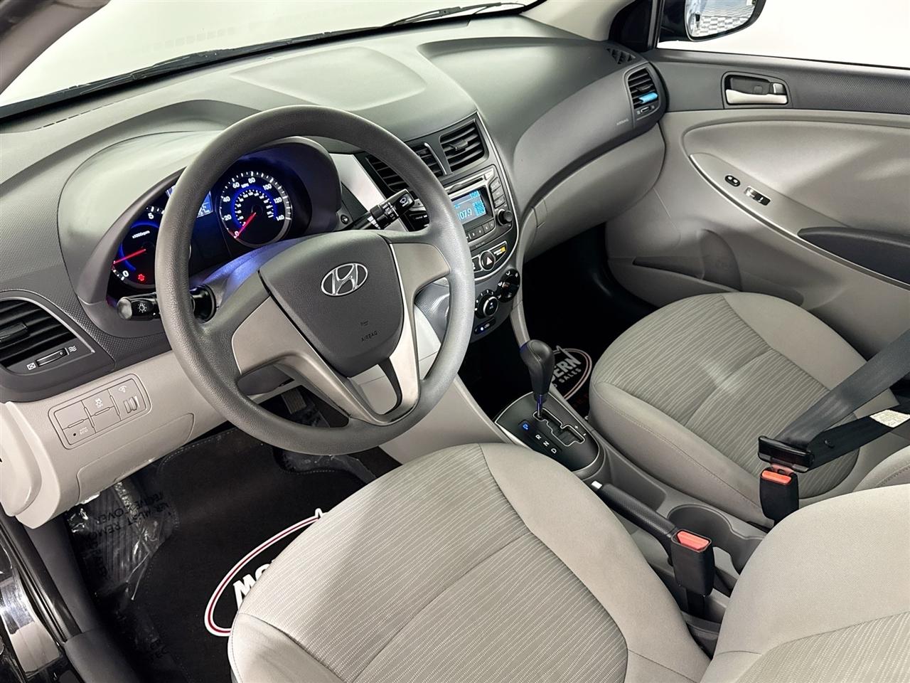 Hyundai Accent 4dr Sdn Auto GLS 2015