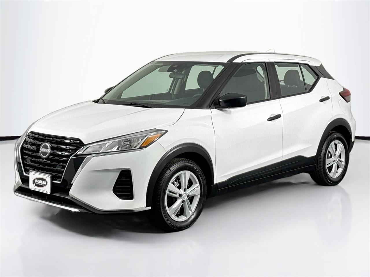 Nissan Kicks S FWD 2023