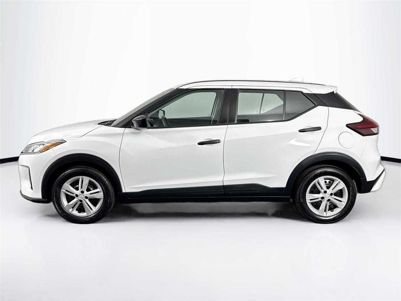 Nissan Kicks S FWD 2023