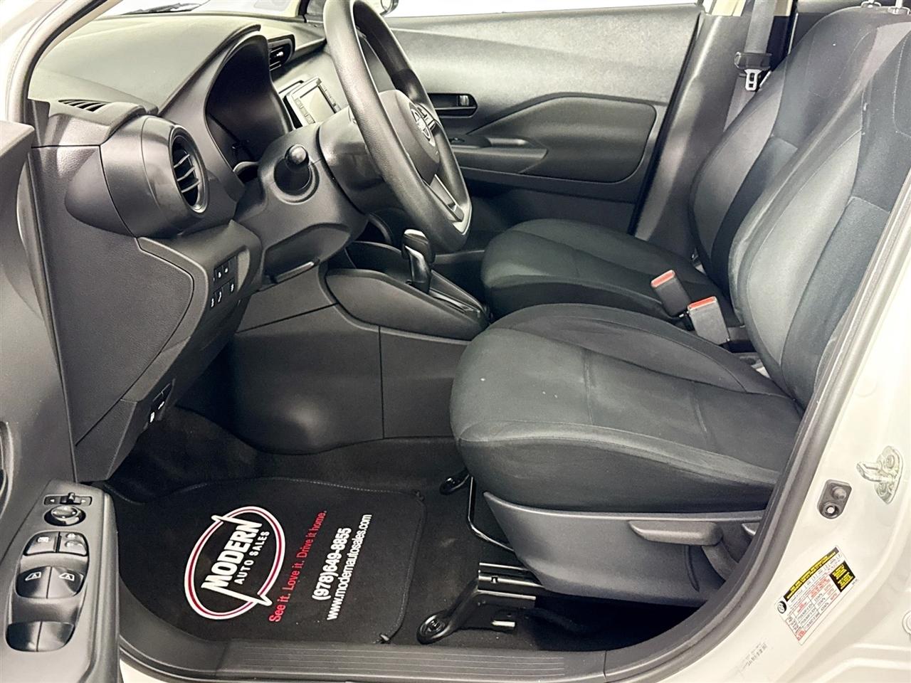 Nissan Kicks S FWD 2023