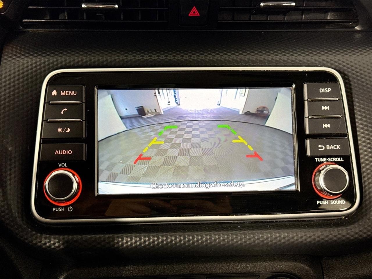 Nissan Kicks S FWD 2023