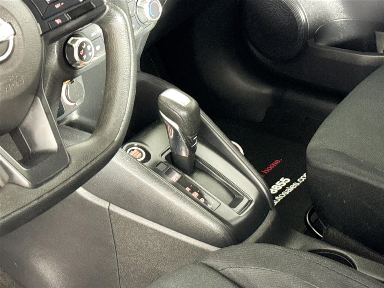Nissan Kicks S FWD 2023
