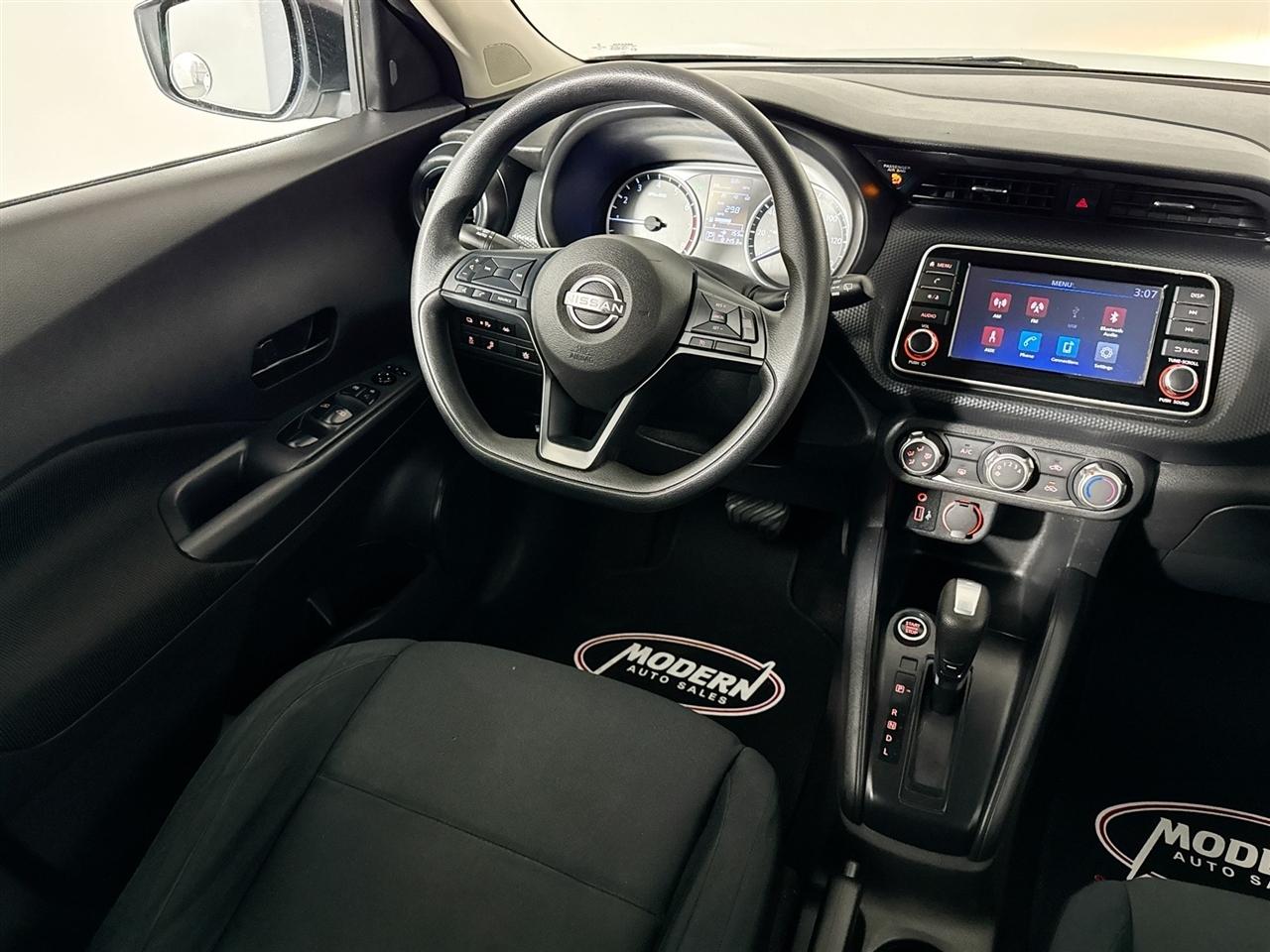 Nissan Kicks S FWD 2023