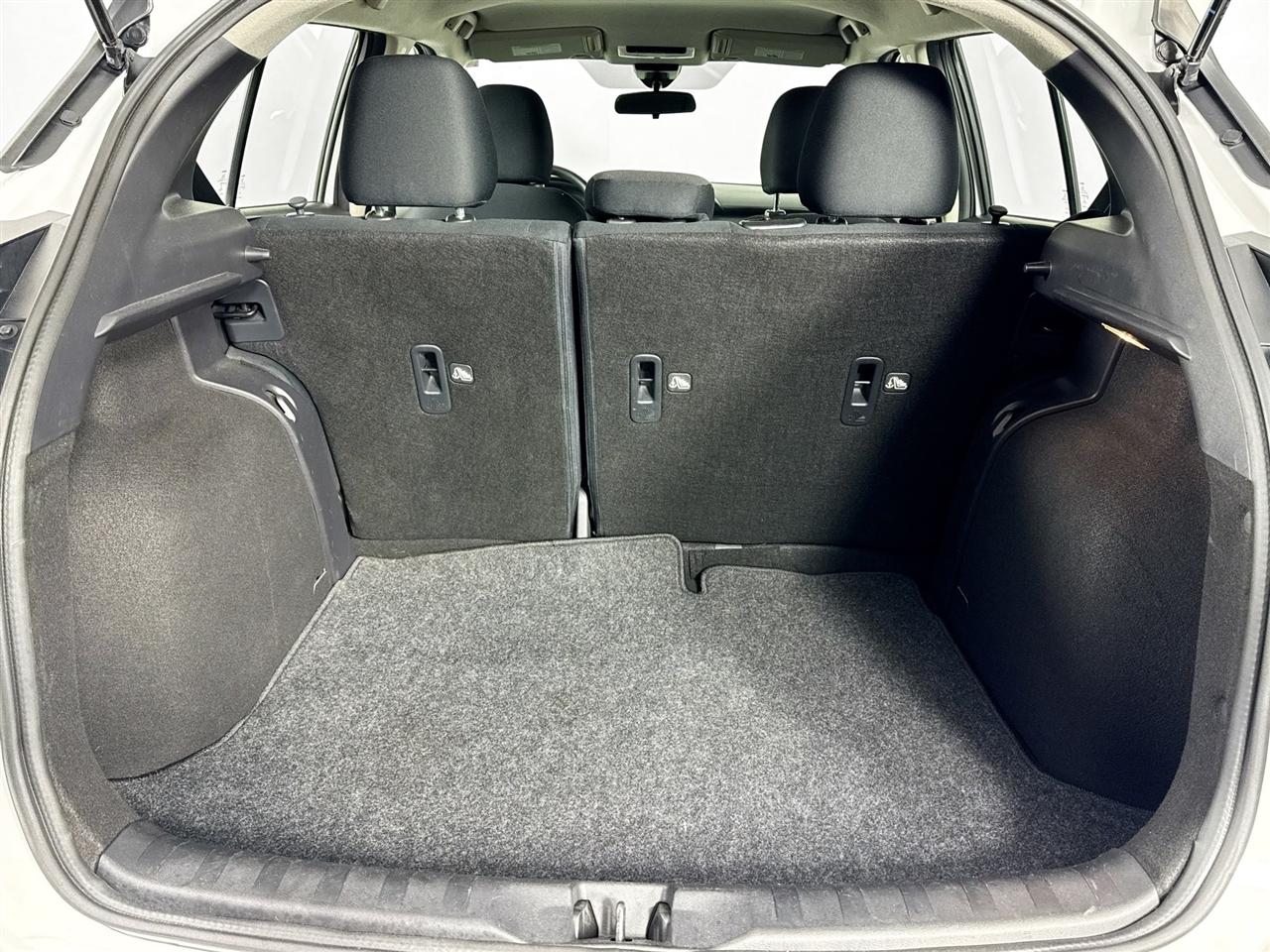 Nissan Kicks S FWD 2023