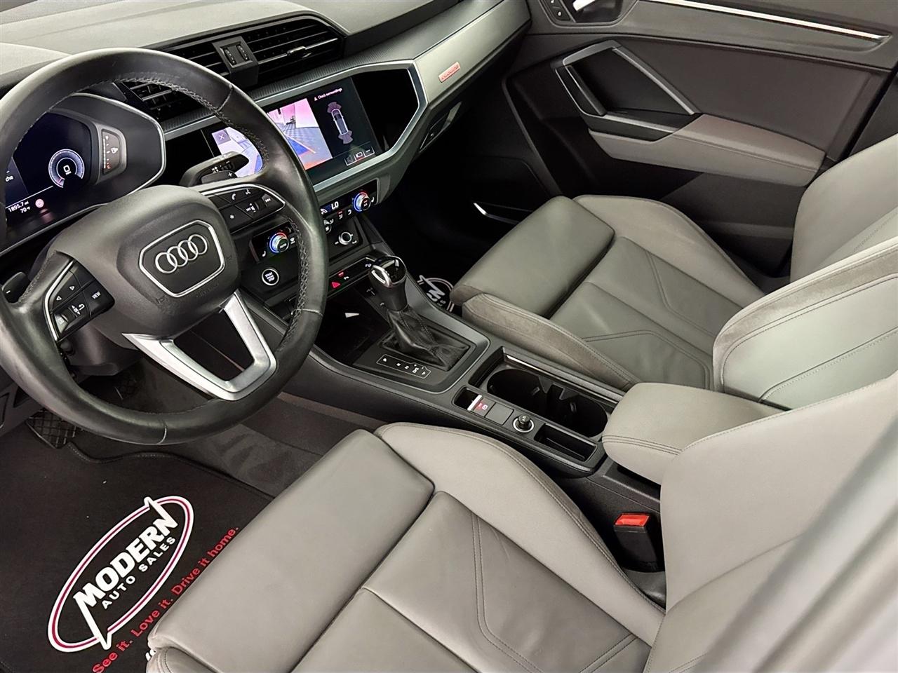 Audi Q3 S line Premium Plus 45 TFSI quattro 2021