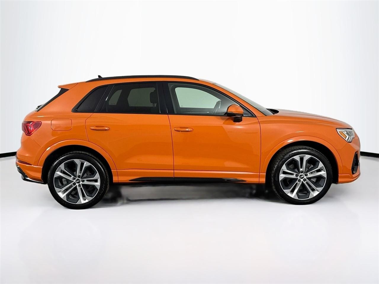 Audi Q3 S line Premium Plus 45 TFSI quattro 2021