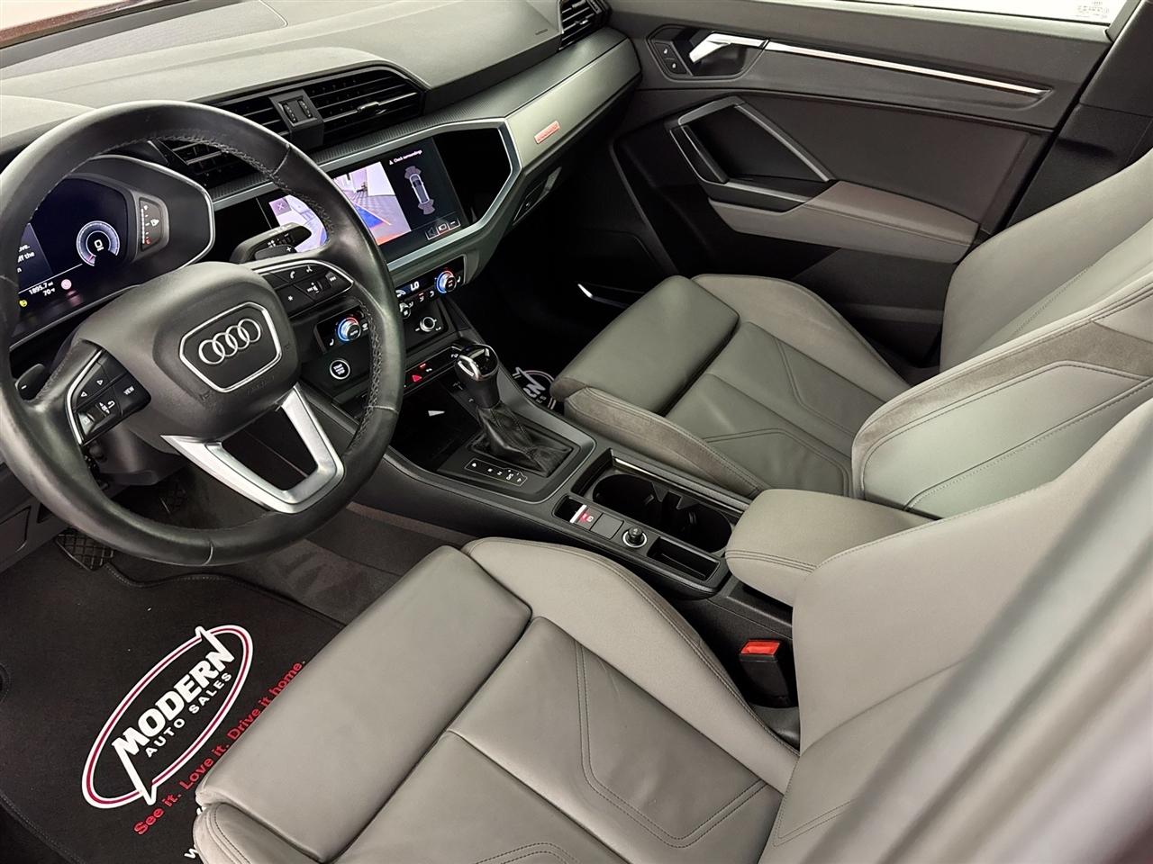 Audi Q3 S line Premium Plus 45 TFSI quattro 2021