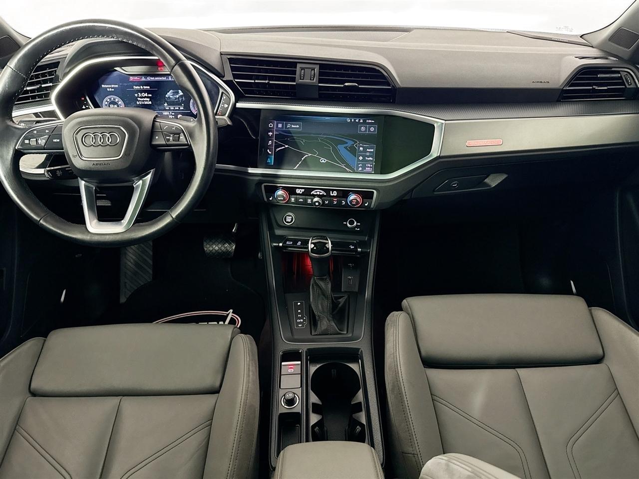 Audi Q3 S line Premium Plus 45 TFSI quattro 2021