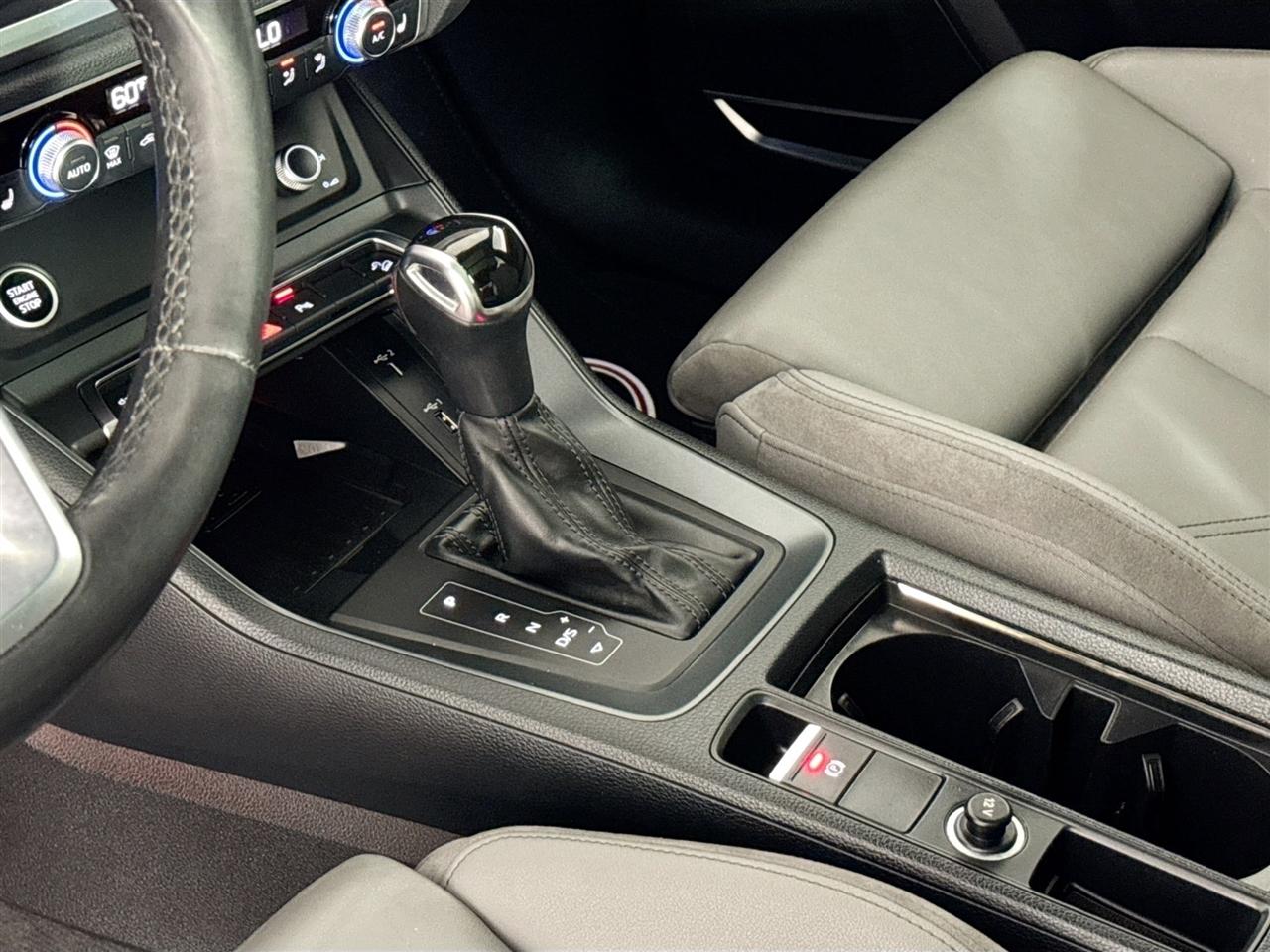 Audi Q3 S line Premium Plus 45 TFSI quattro 2021