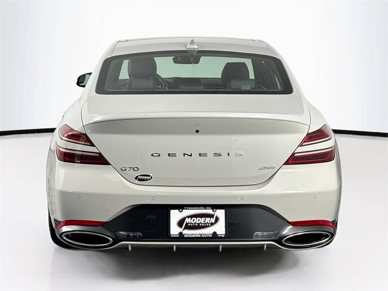 Genesis G70 2.5T AWD 2025