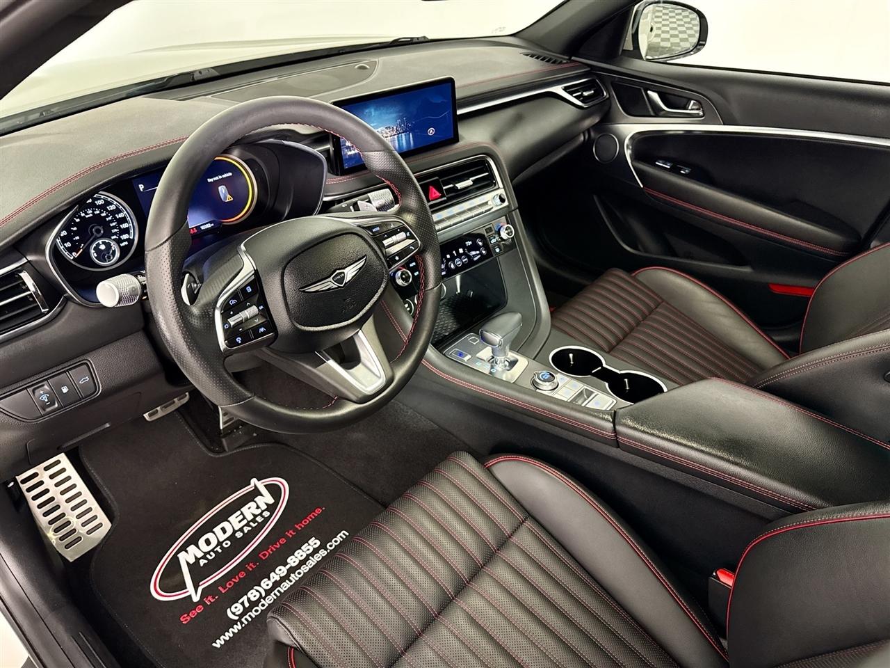 Genesis G70 2.5T AWD 2025