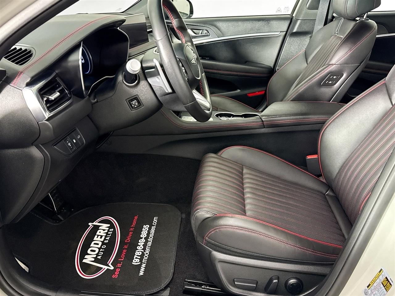 Genesis G70 2.5T AWD 2025
