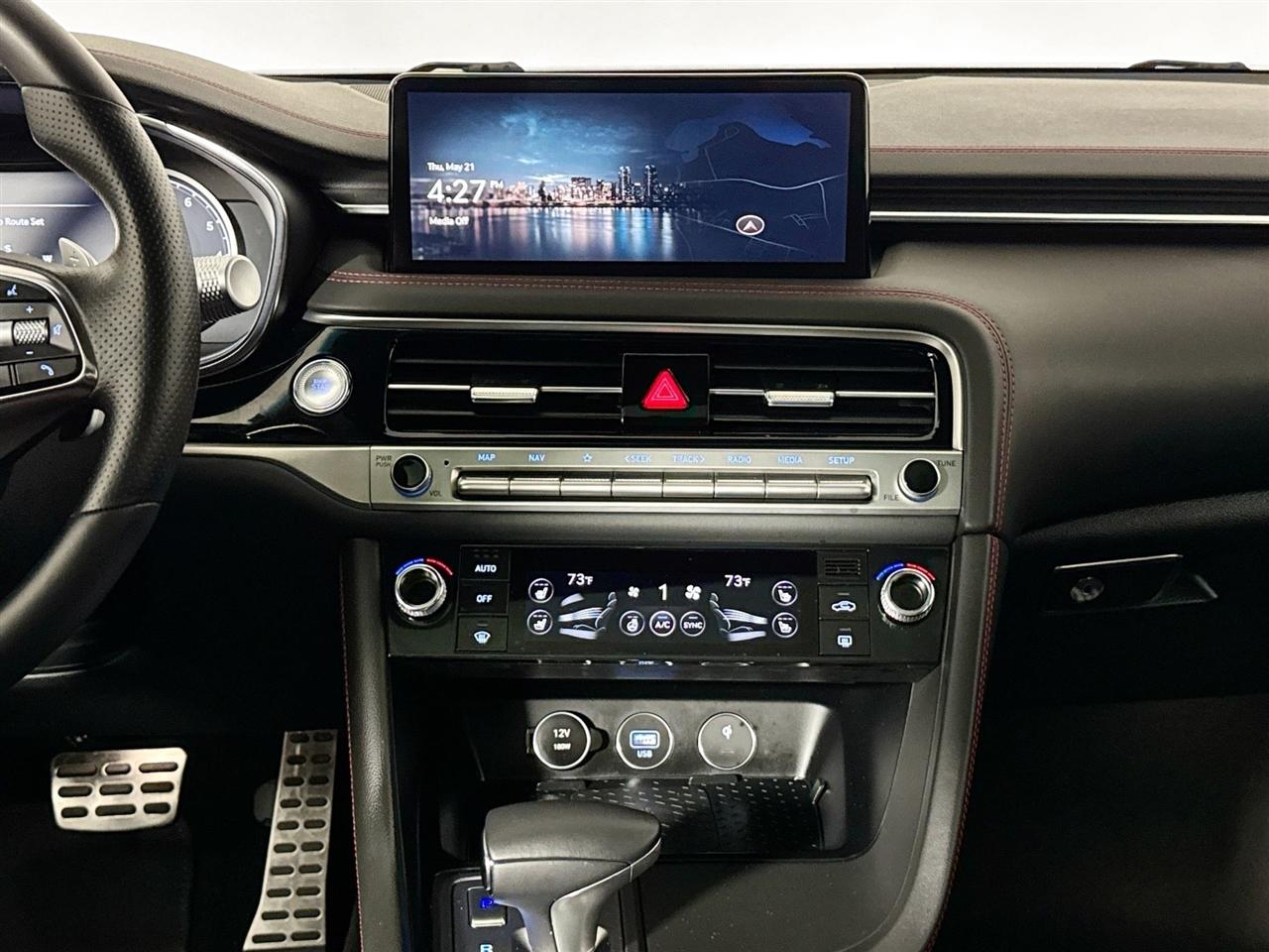 Genesis G70 2.5T AWD 2025