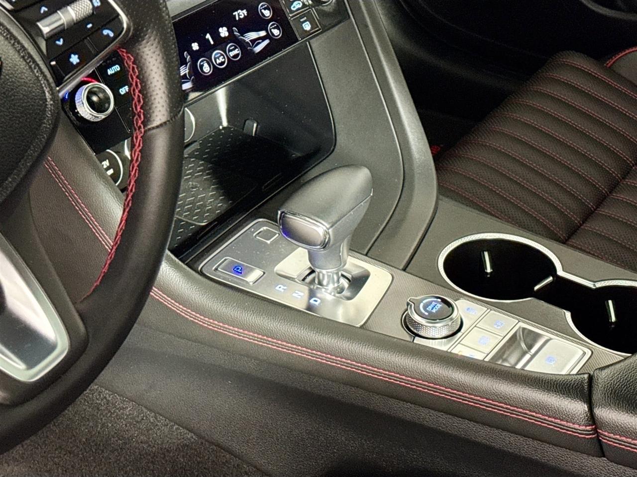 Genesis G70 2.5T AWD 2025
