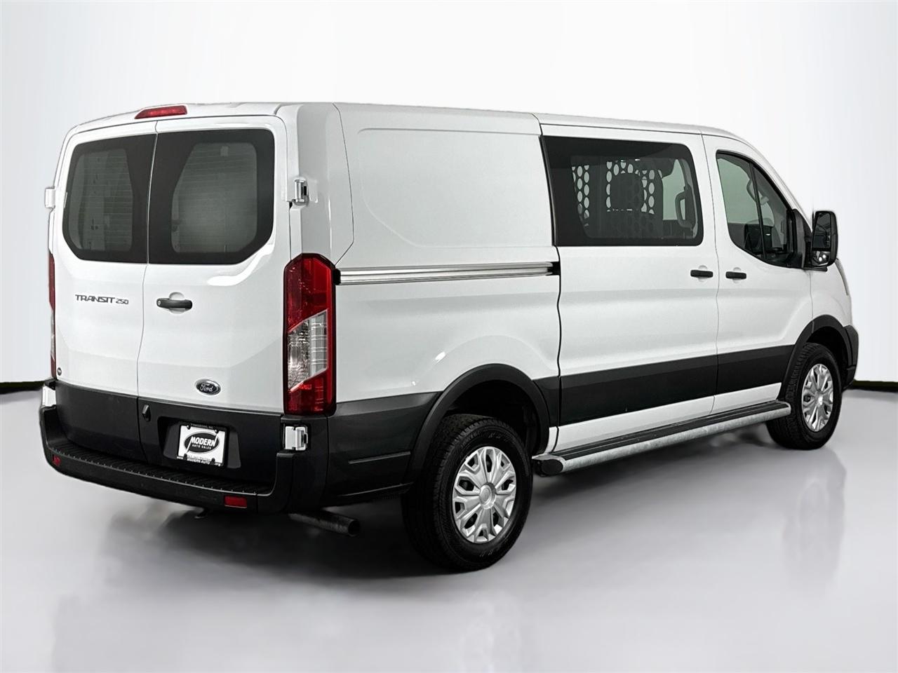 Ford Transit Cargo Van T-250 130" Low Rf 9070 GVWR RWD 2025