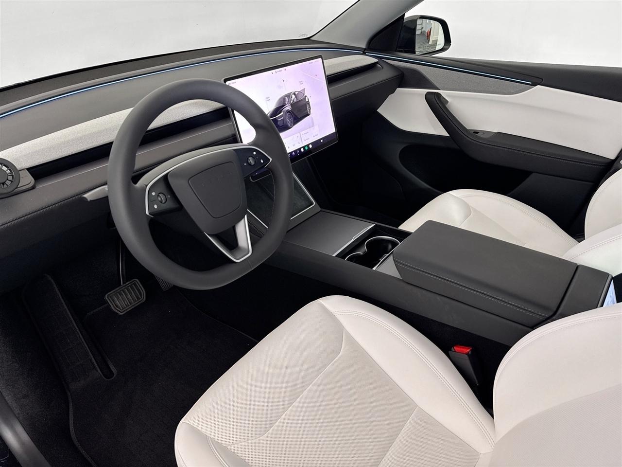 Tesla Model Y Long Range Launch Series AWD *Ltd Avail* 2026