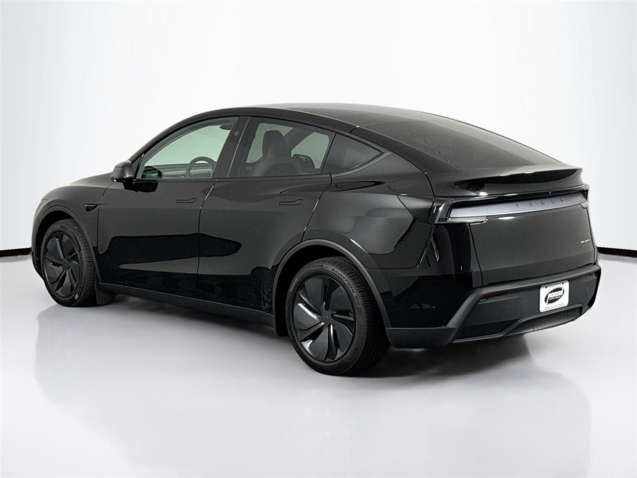 Tesla Model Y Long Range Launch Series AWD *Ltd Avail* 2026