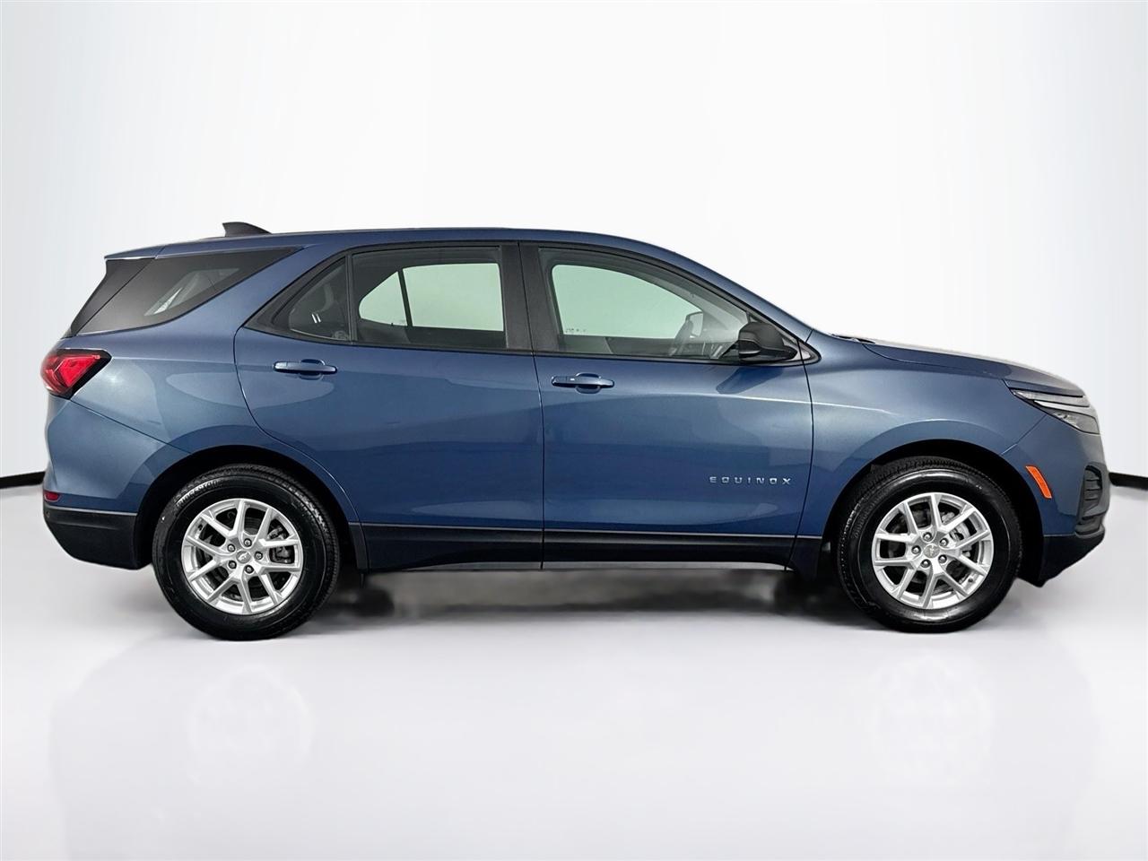 Chevrolet Equinox AWD 4dr LS w/1FL 2024