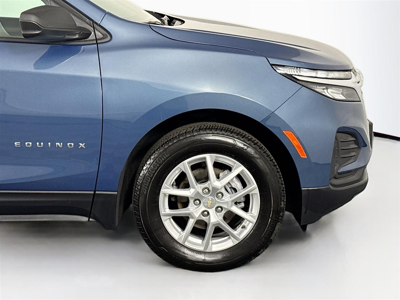 Chevrolet Equinox AWD 4dr LS w/1FL 2024