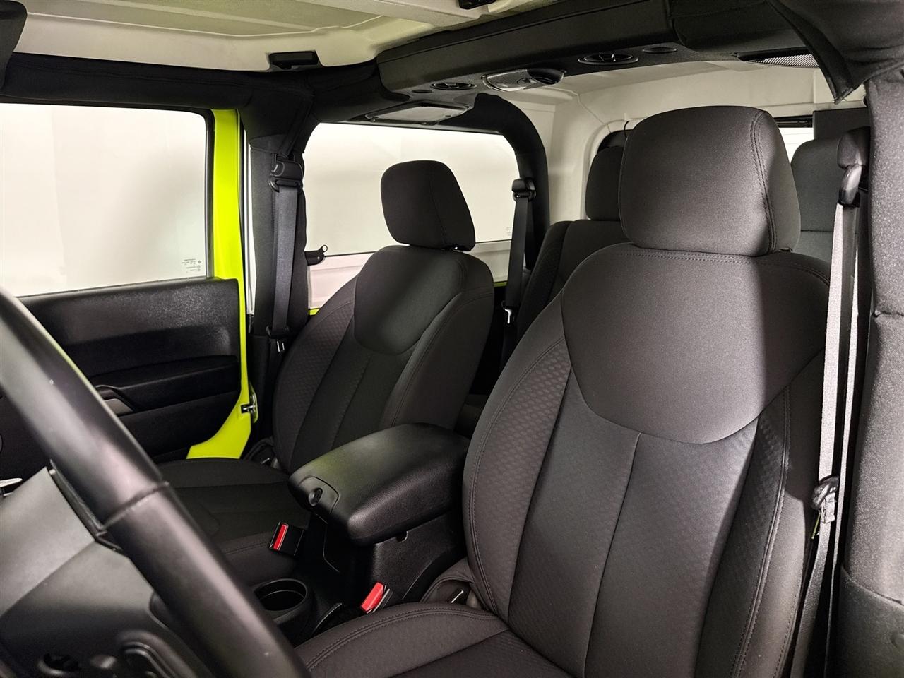 Jeep Wrangler 4WD 2dr Sport 2016