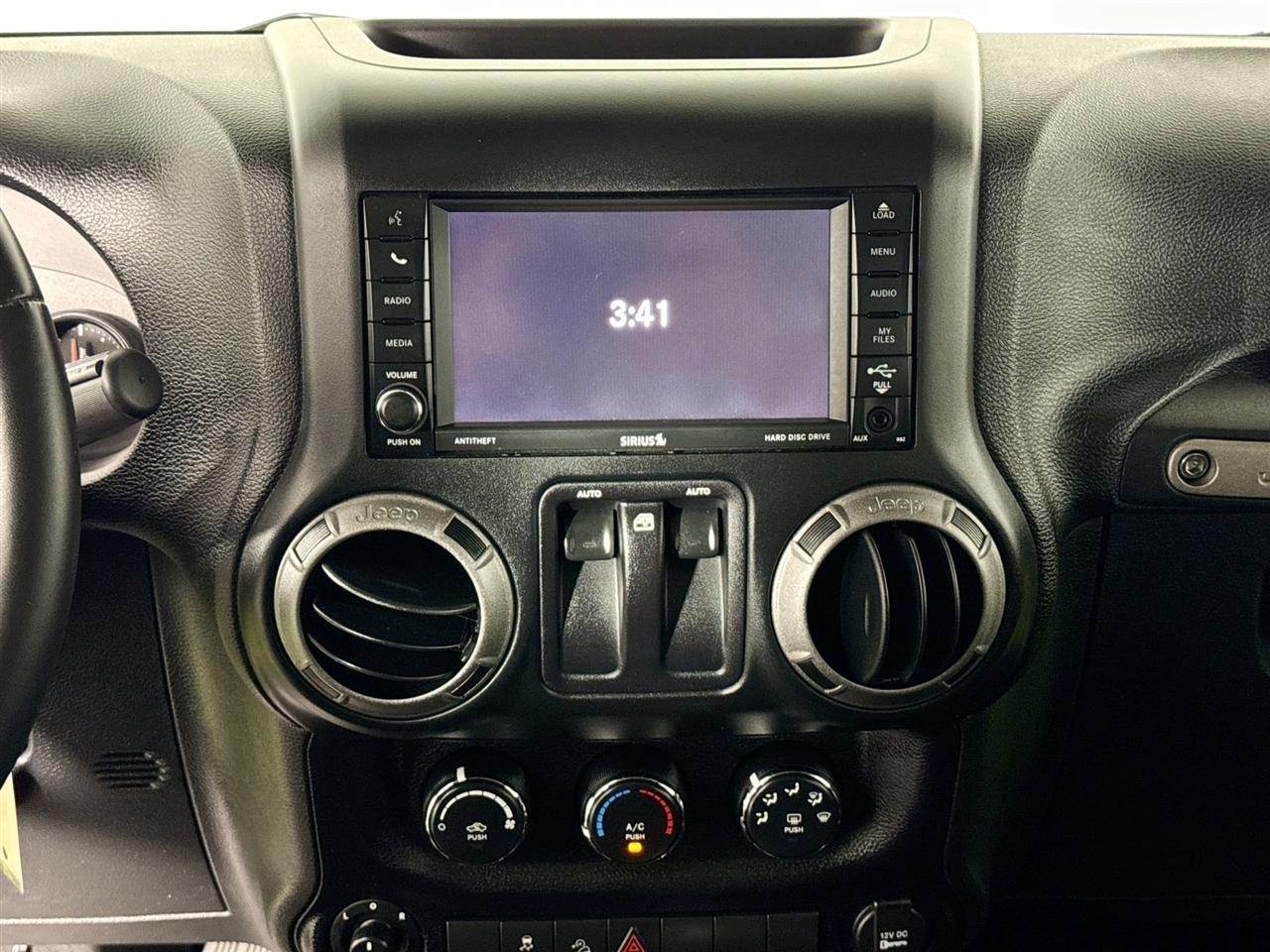 Jeep Wrangler 4WD 2dr Sport 2016
