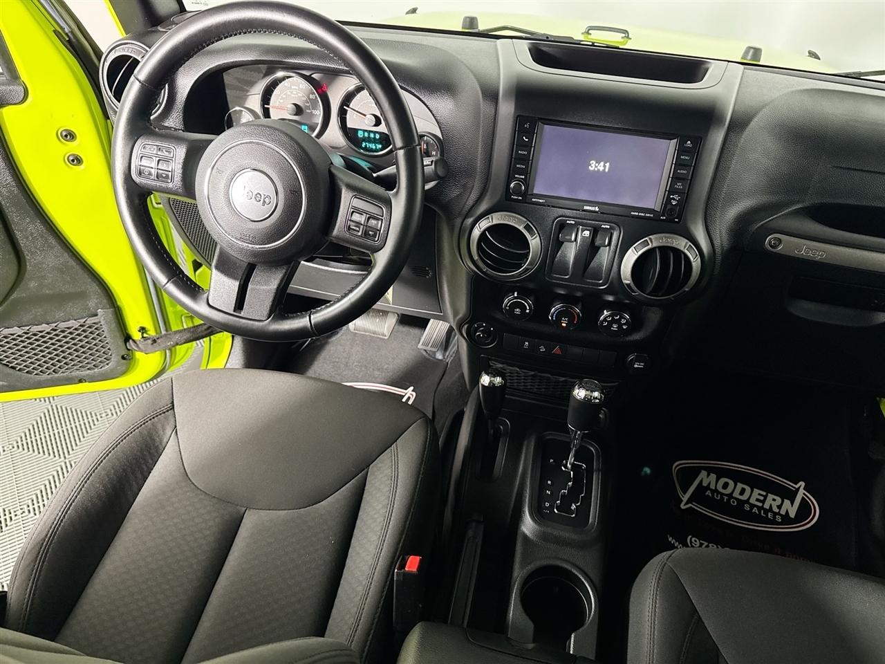 Jeep Wrangler 4WD 2dr Sport 2016