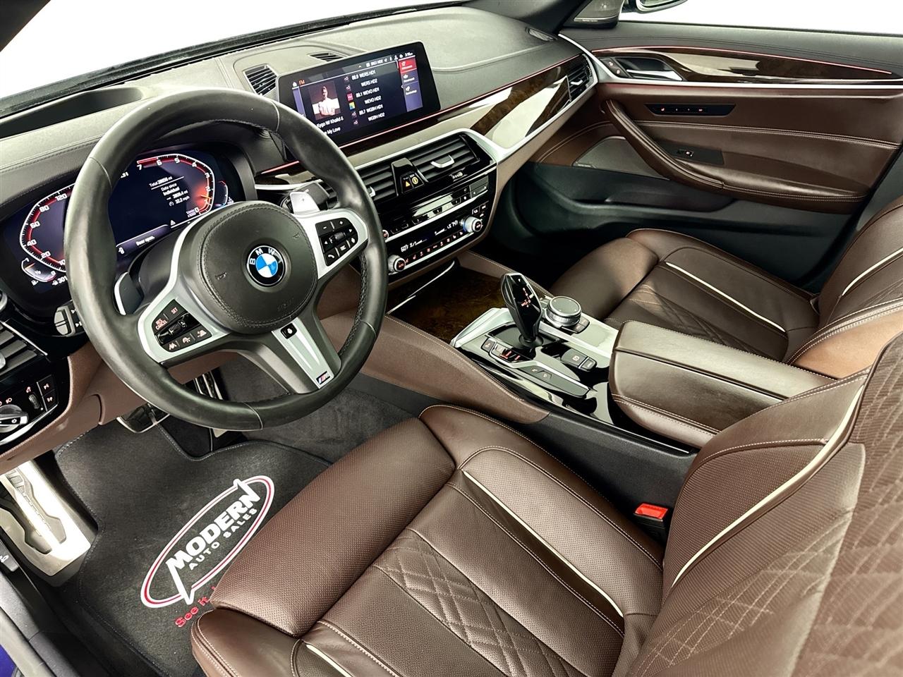 BMW 5 Series M550i xDrive Sedan 2020