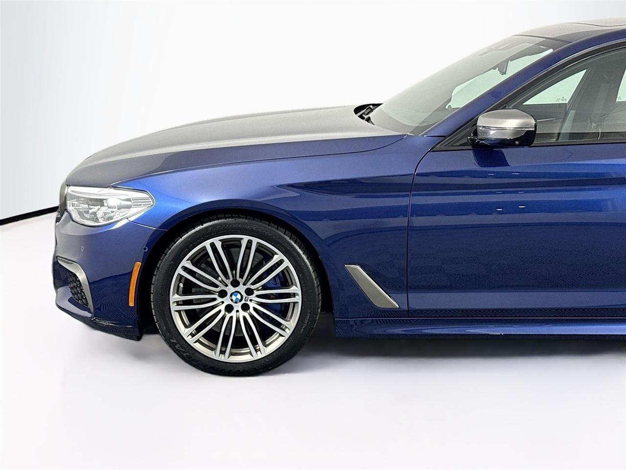 BMW 5 Series M550i xDrive Sedan 2020