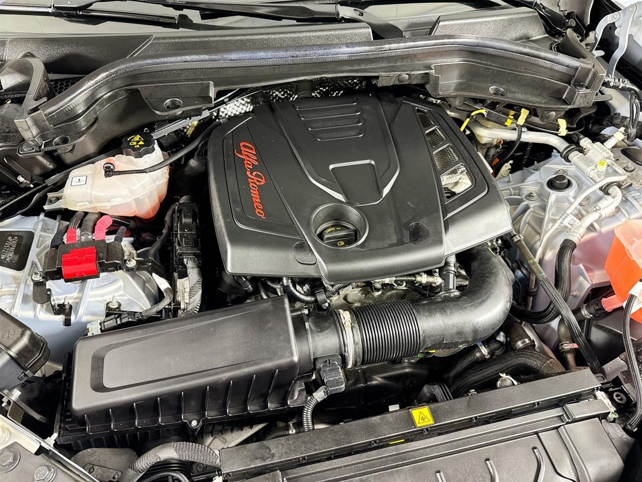 Alfa Romeo Stelvio Ti AWD 2023