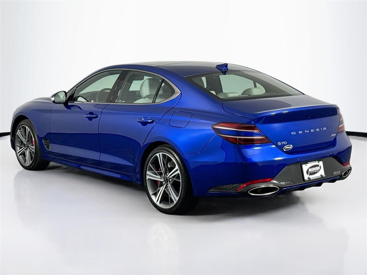 Genesis G70 2.5T AWD 2025