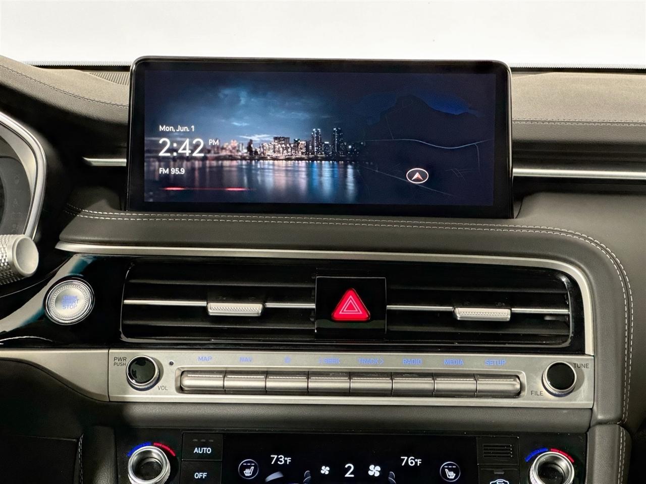 Genesis G70 2.5T AWD 2025