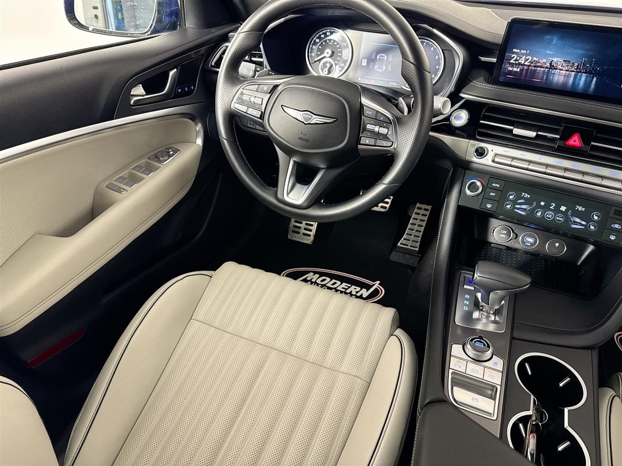 Genesis G70 2.5T AWD 2025