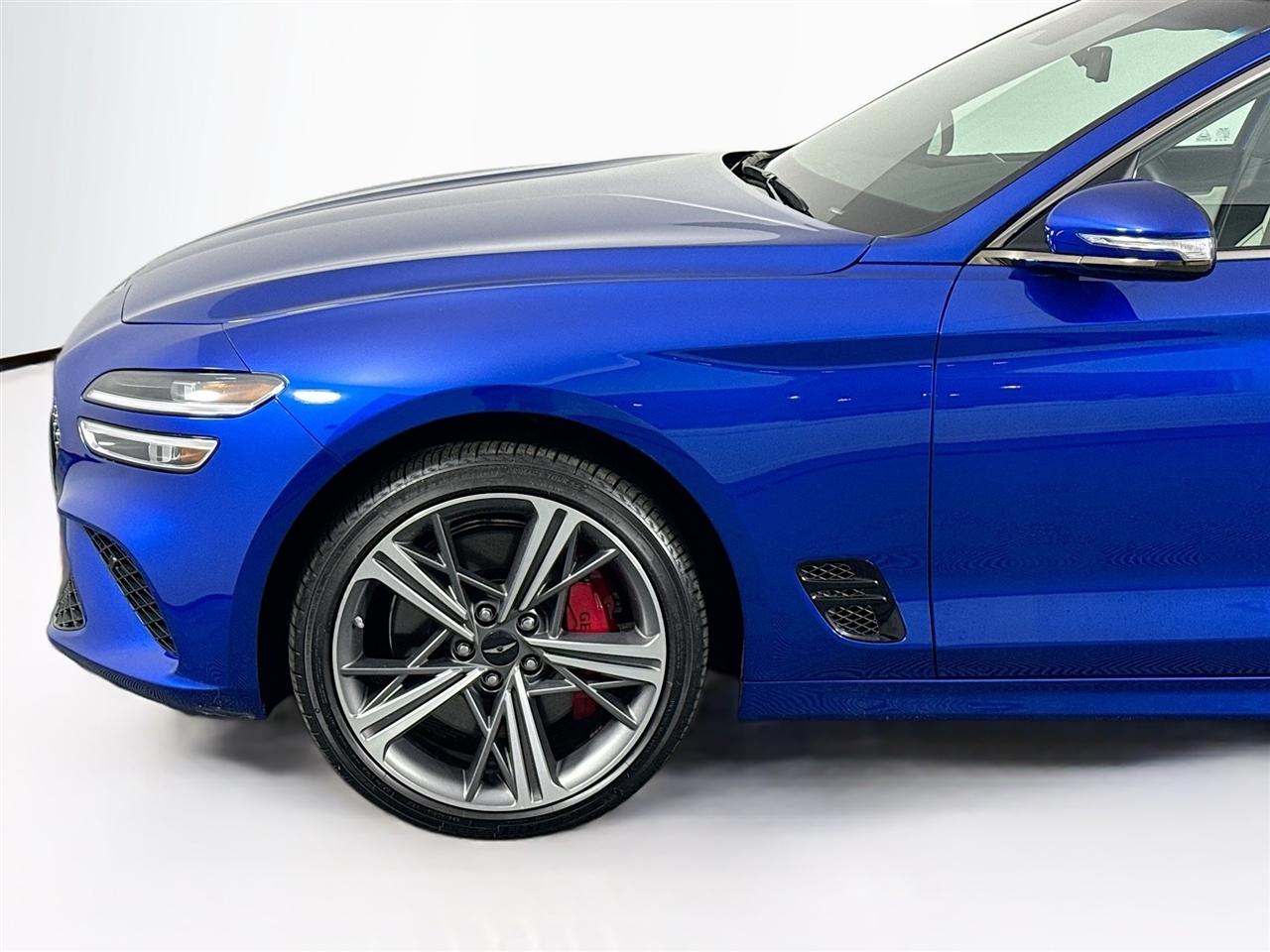 Genesis G70 2.5T AWD 2025