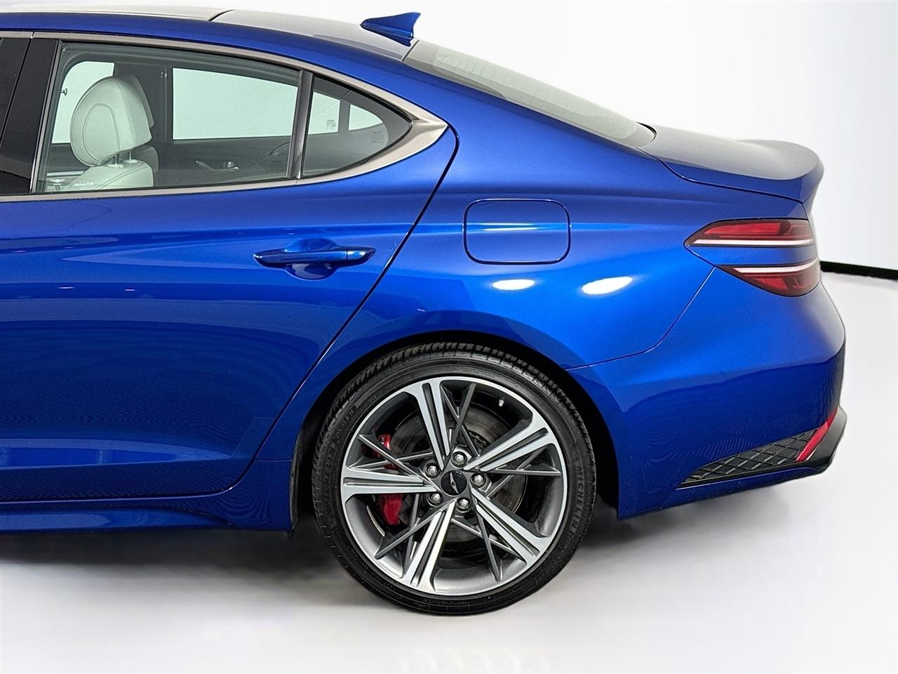 Genesis G70 2.5T AWD 2025