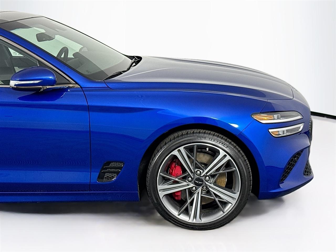 Genesis G70 2.5T AWD 2025