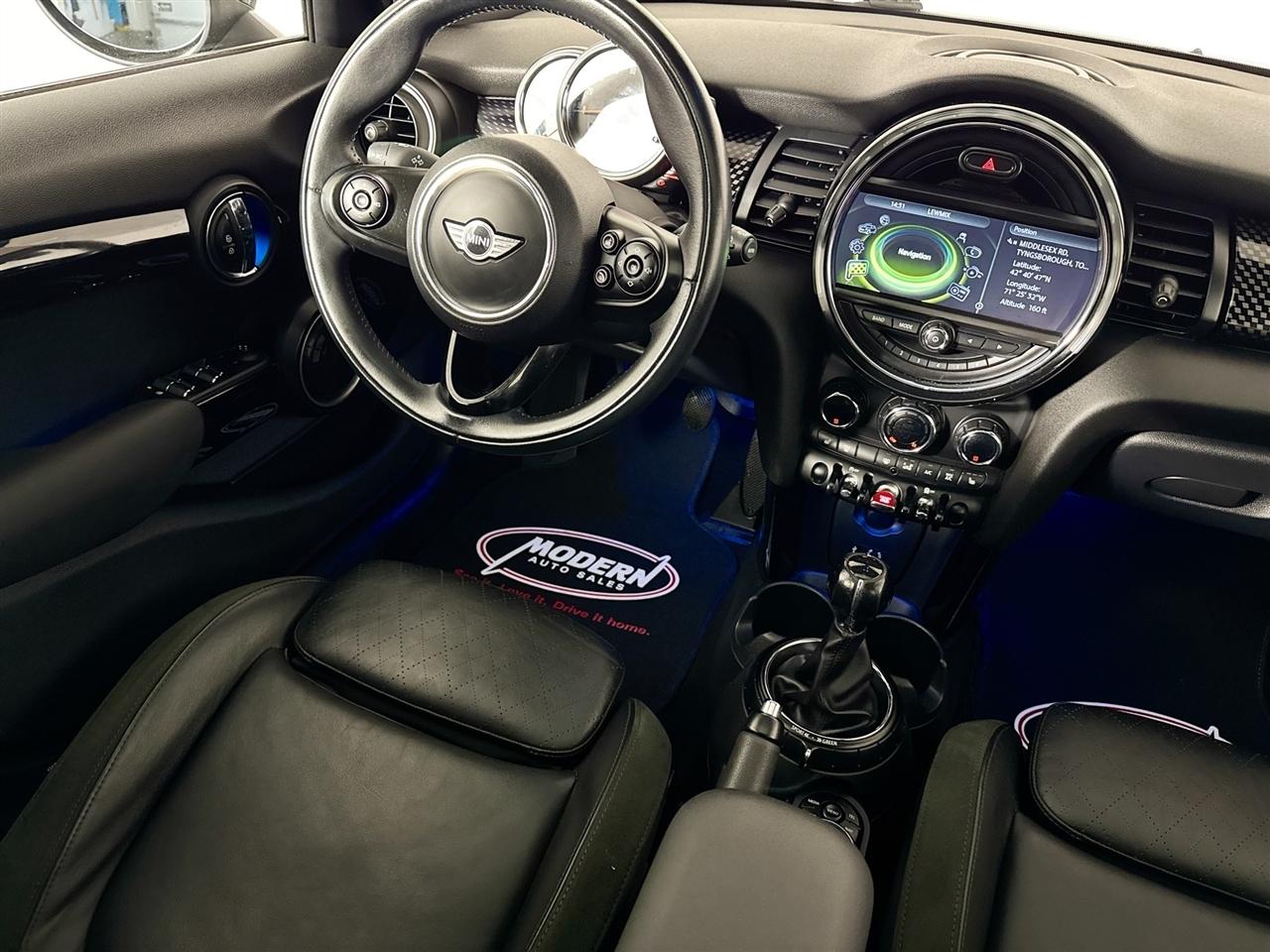 MINI Cooper Hardtop 4 Door 4dr HB S 2015