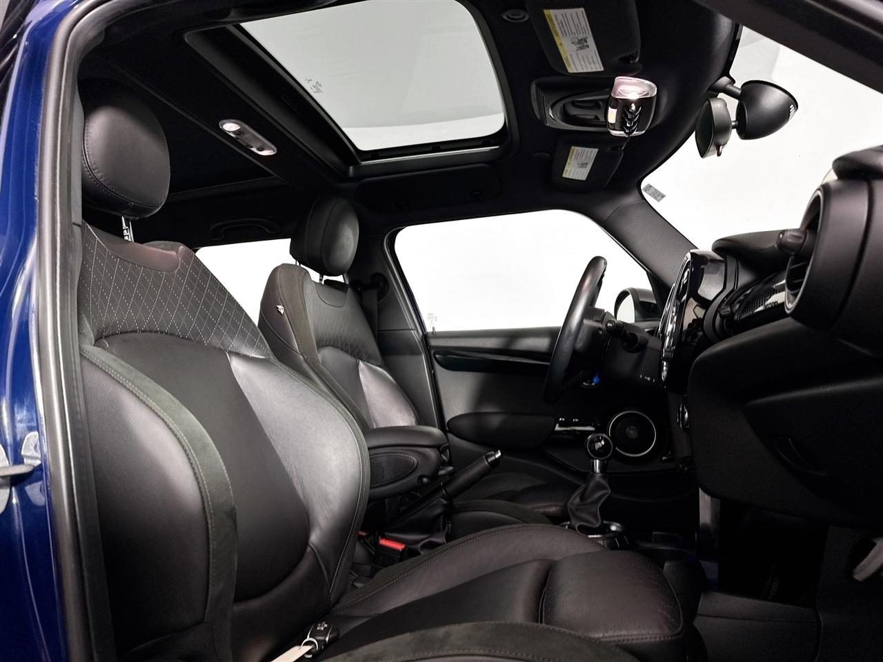 MINI Cooper Hardtop 4 Door 4dr HB S 2015