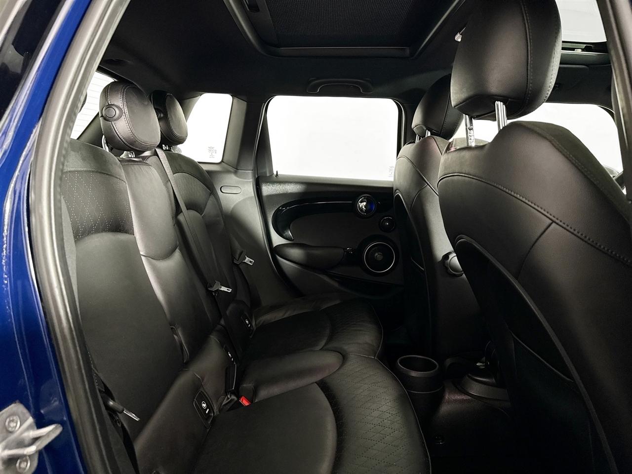 MINI Cooper Hardtop 4 Door 4dr HB S 2015