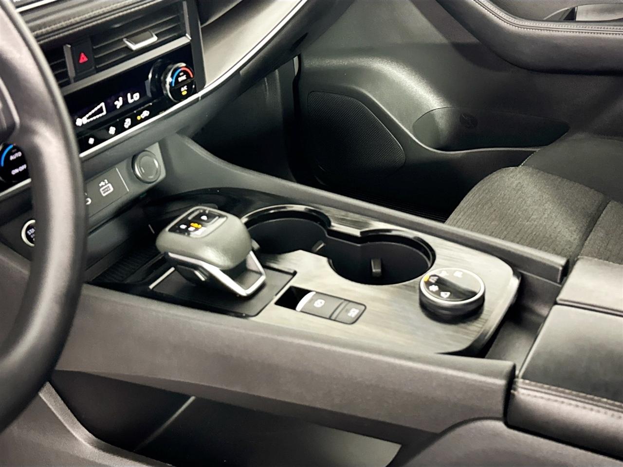 Nissan Rogue AWD SV 2023