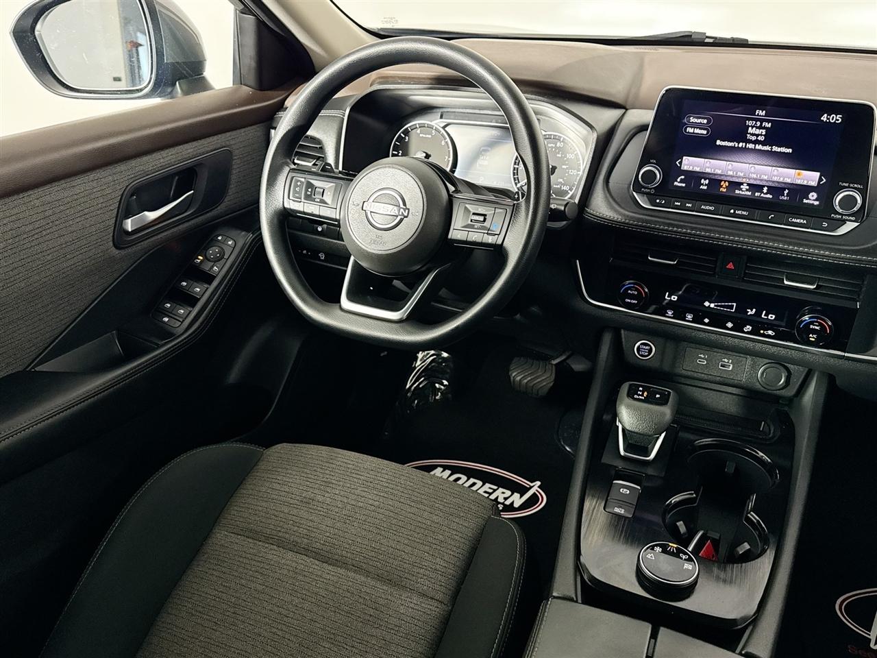 Nissan Rogue AWD SV 2023