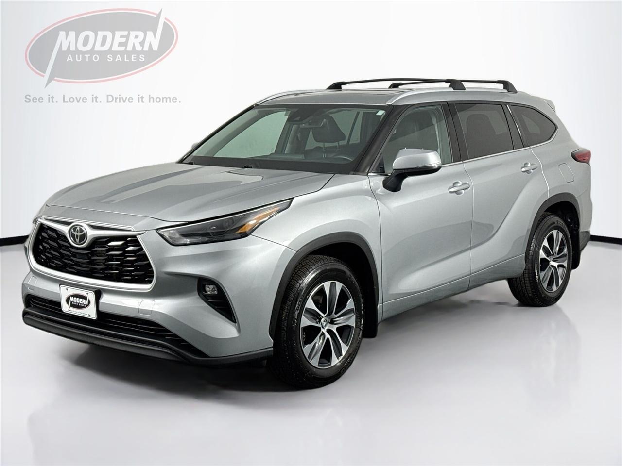Toyota Highlander XLE AWD (Natl) 2022