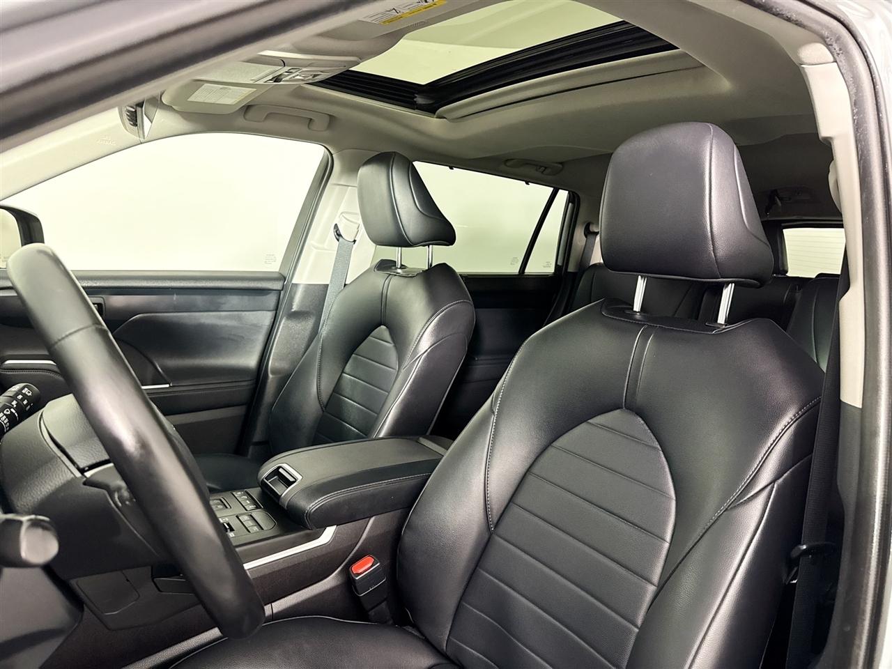 Toyota Highlander XLE AWD (Natl) 2022