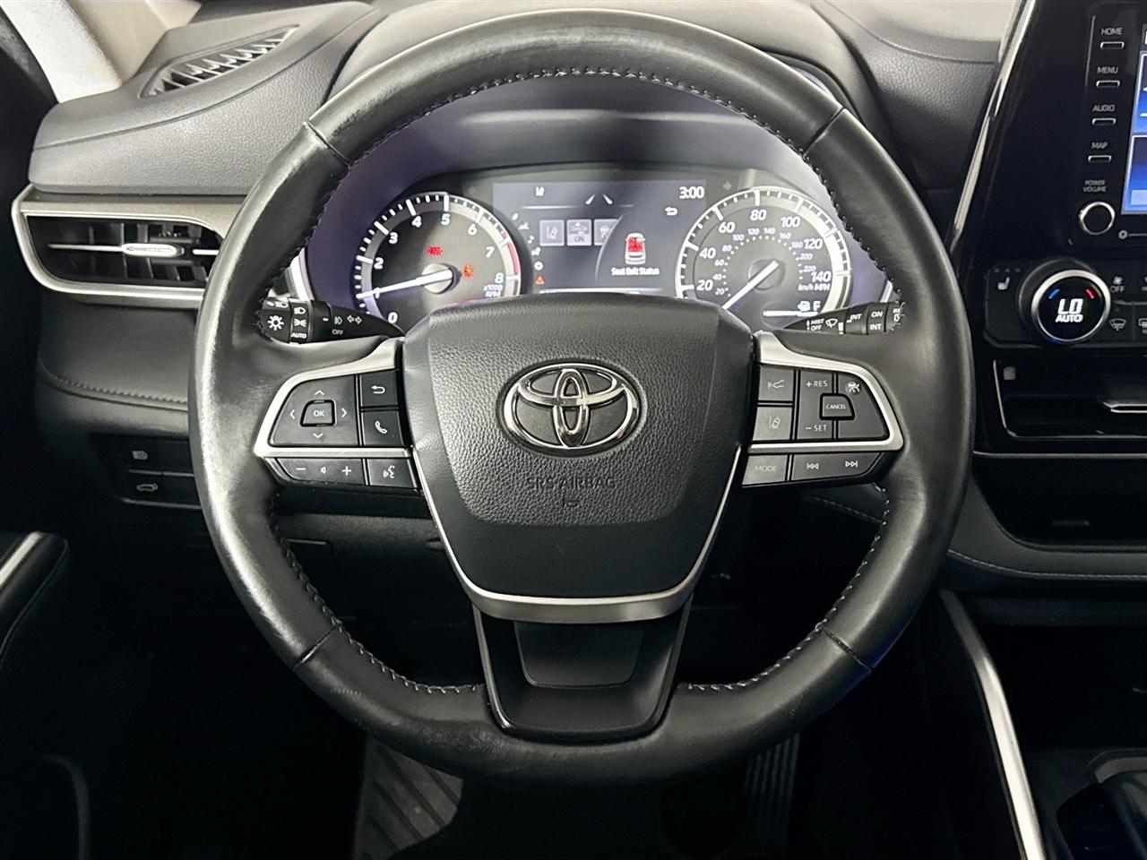 Toyota Highlander XLE AWD (Natl) 2022