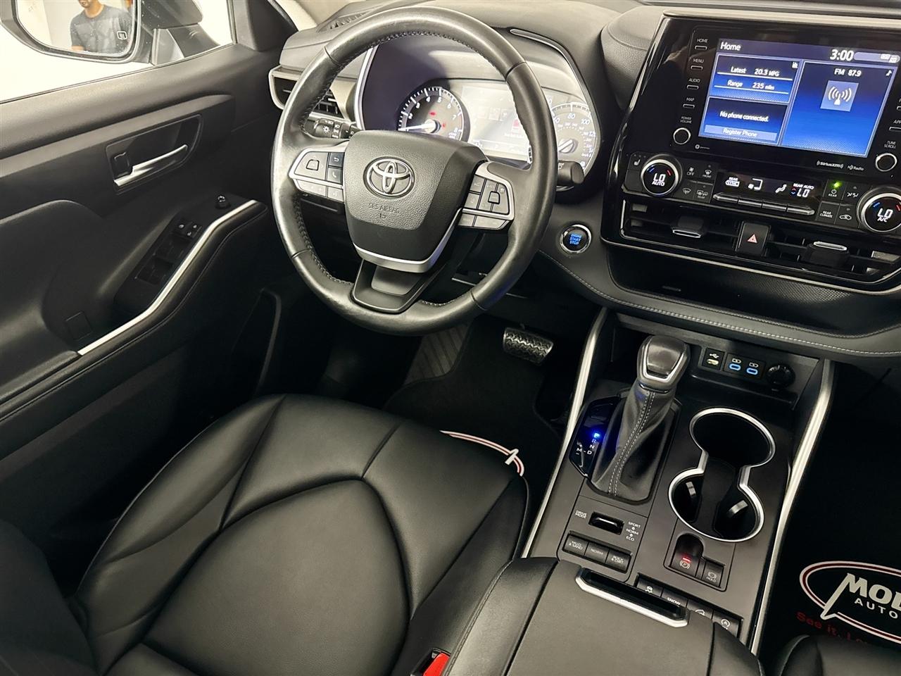 Toyota Highlander XLE AWD (Natl) 2022