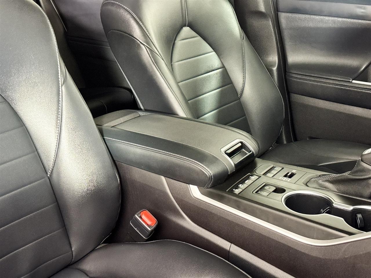 Toyota Highlander XLE AWD (Natl) 2022