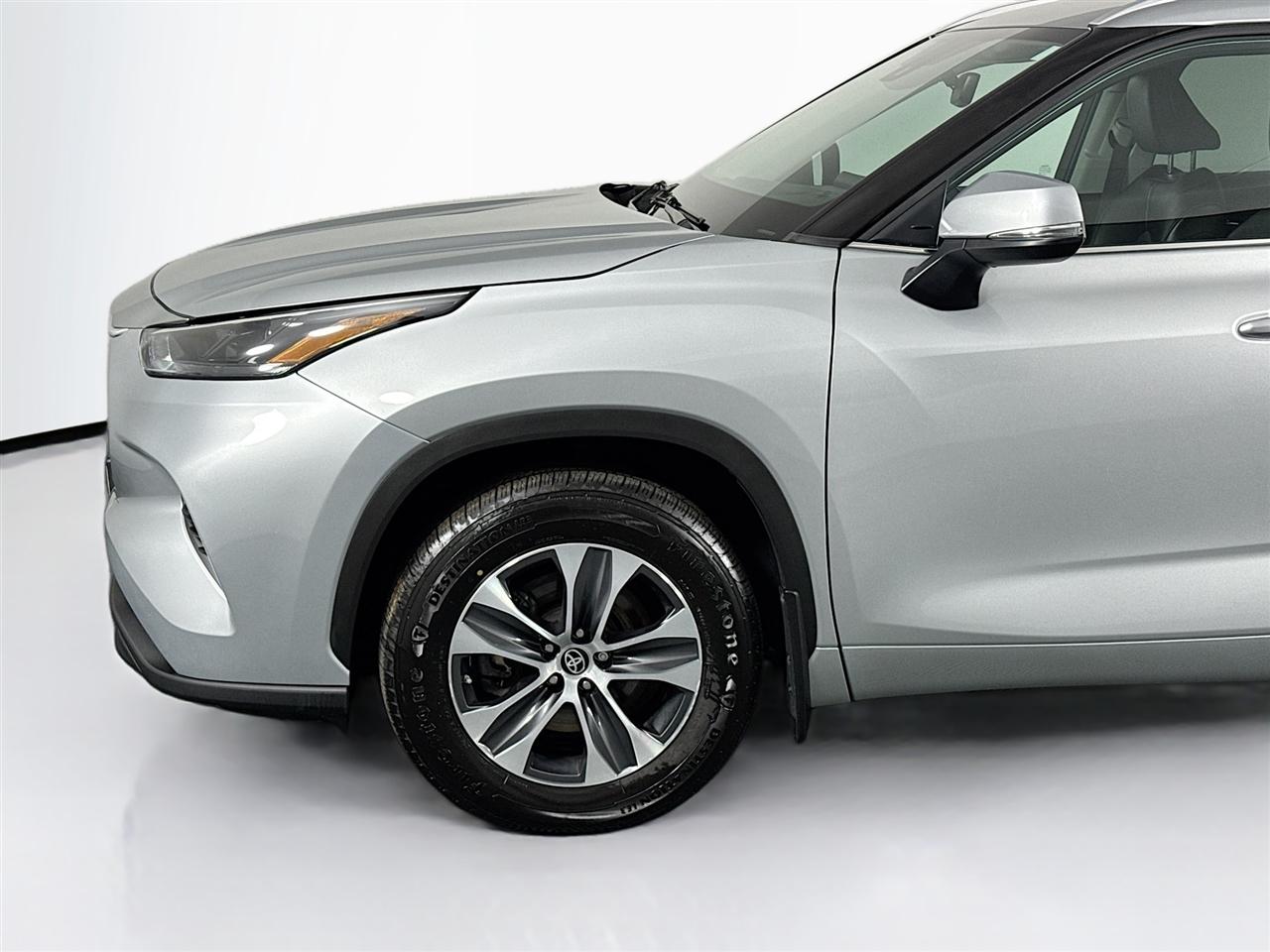 Toyota Highlander XLE AWD (Natl) 2022