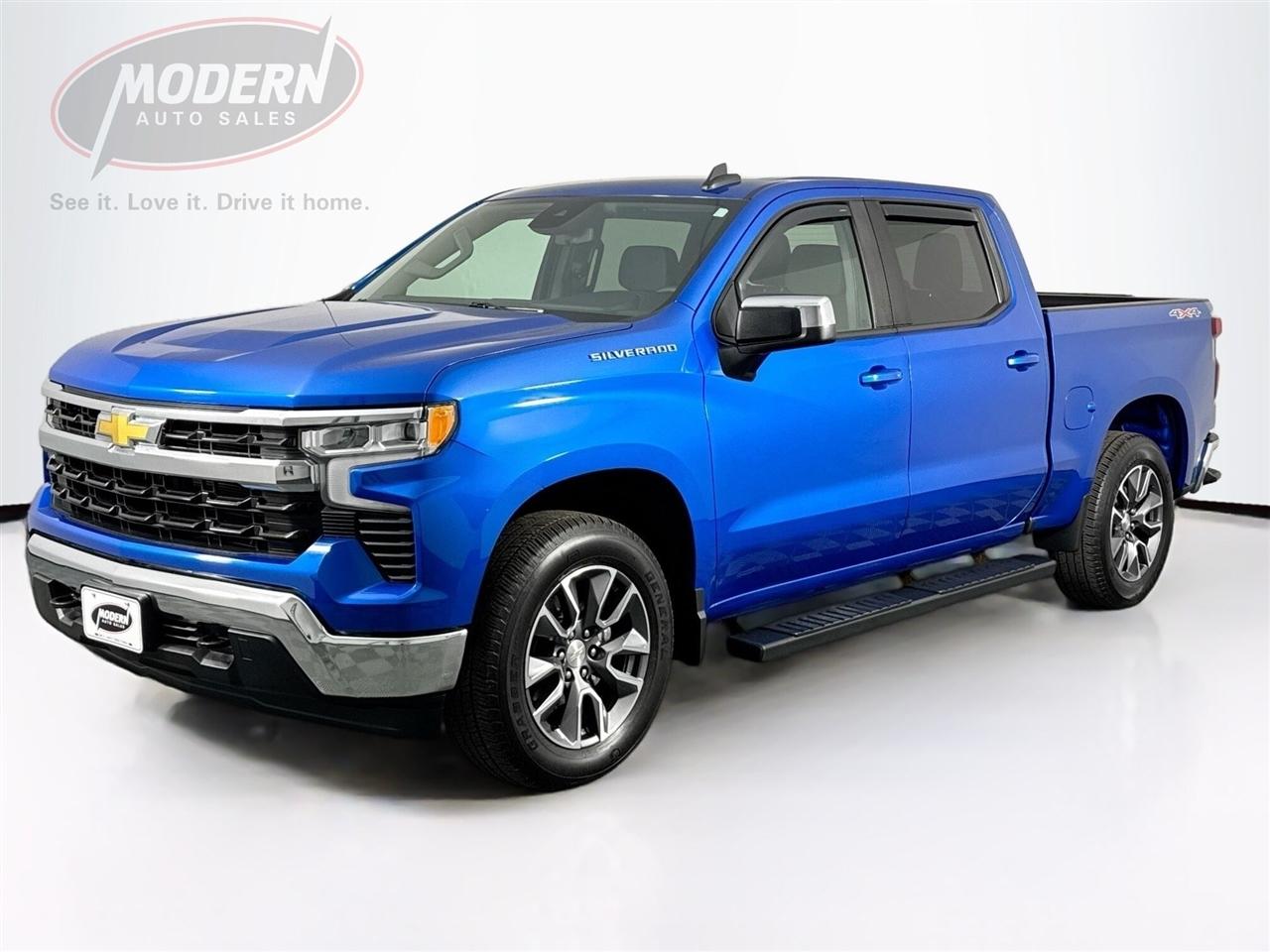 Chevrolet Silverado 1500 4WD Crew Cab 147" LT w/1LT 2023