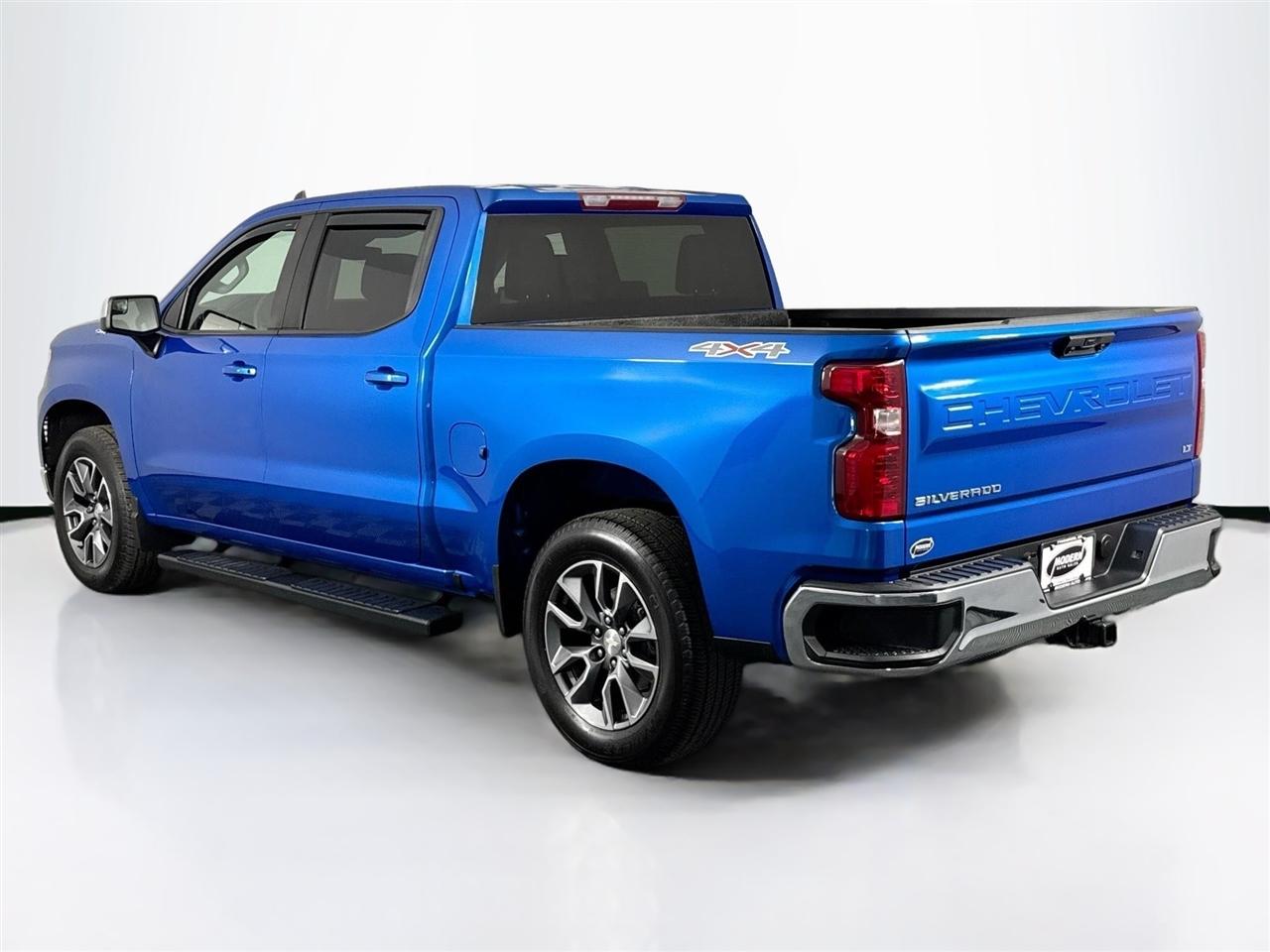Chevrolet Silverado 1500 4WD Crew Cab 147" LT w/1LT 2023