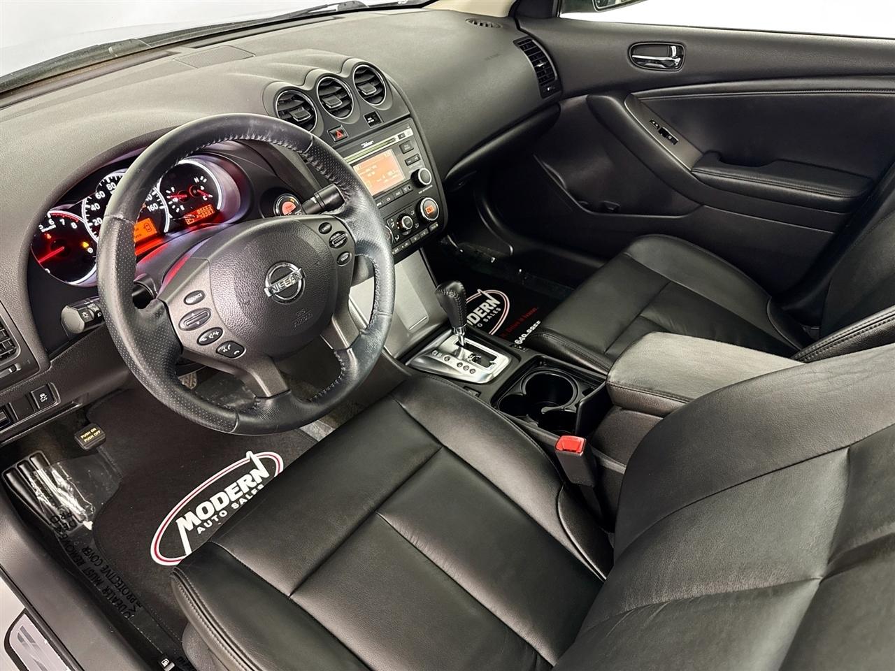 Nissan Altima 4dr Sdn I4 CVT 2.5 SL 2011